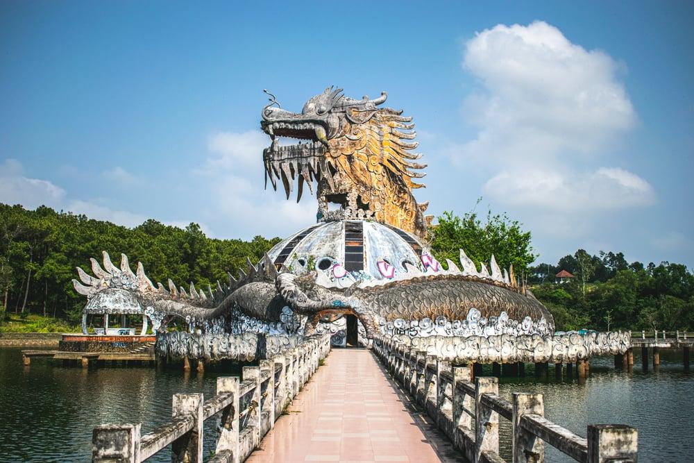 explore Vietnam on a budget