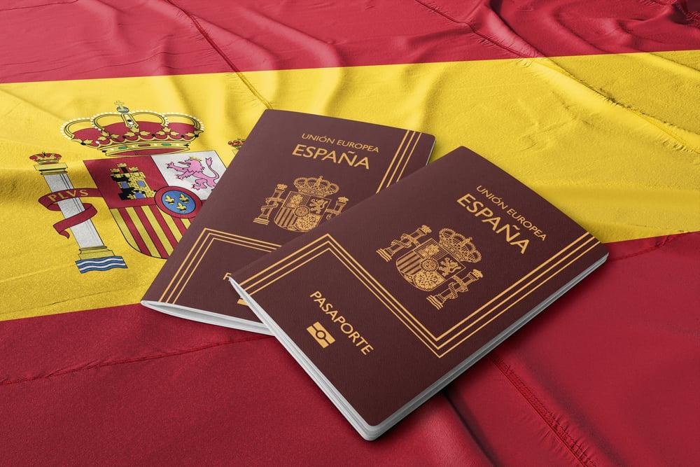 Explore visa-free, visa on arrival (VOA), eVisa, and ETA destinations for Spanish passport holders in 2025.